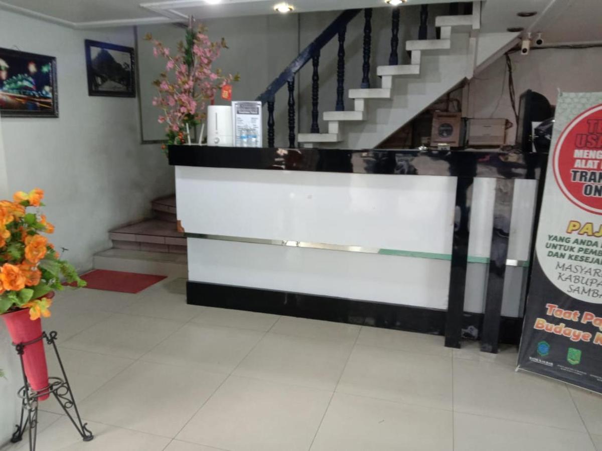 Grand Hotel Pemangkat Esterno foto